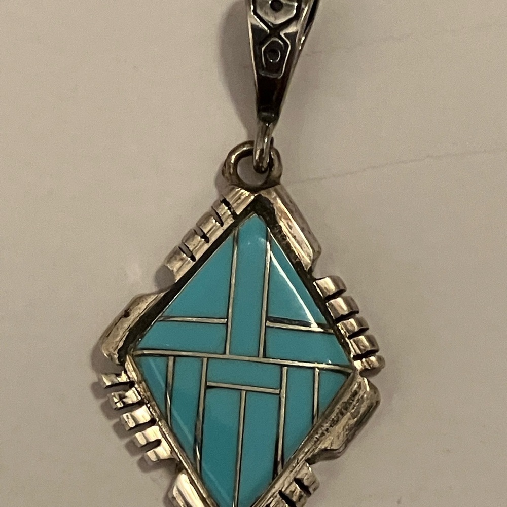 Native American Inlay Pendant & Earring Set - Picture 5 of 10